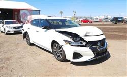 نیسان مەگزیما